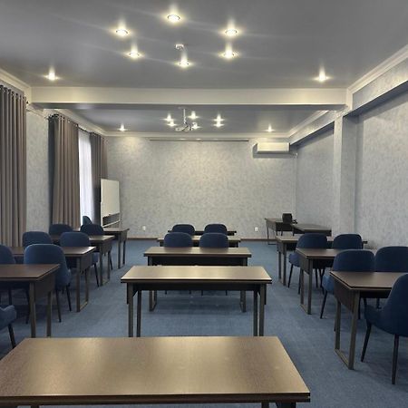 Grand Way Hotel Taraz Luaran gambar