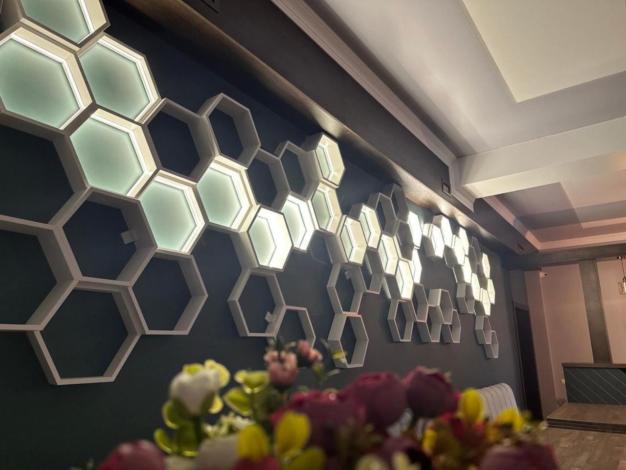 Grand Way Hotel Taraz Luaran gambar