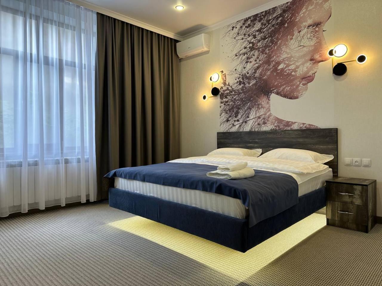 Grand Way Hotel Taraz Luaran gambar